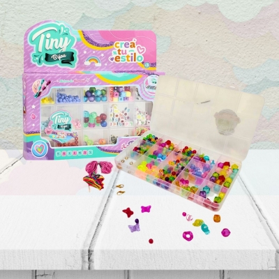 SET DE BIJOUTERIE CON CAJA PLASTICA PARA GUARDAR