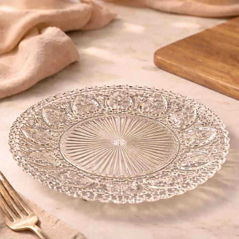 PLATO DE VIDRIO LABRADO 22.5CM
