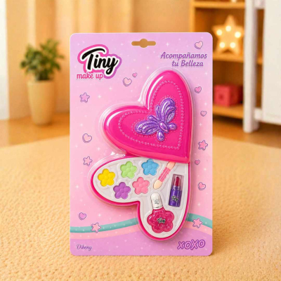 SET DE MAQUILLAJE CORAZON SOMBRA BLISTER